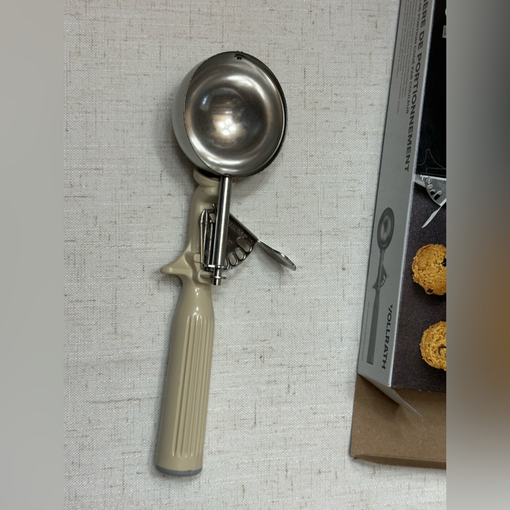 Vollrath Disher w/Color Coded Handle - #10